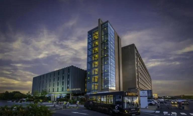 clayton hotel dublin airport parking